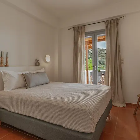 Lägenhet Agia Marina *