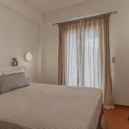 Agia Marina Apartment *