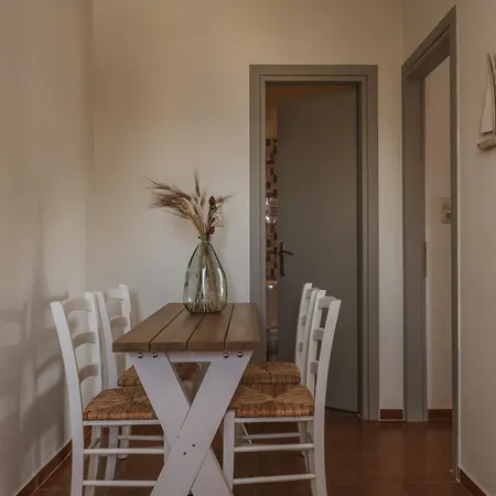 Apartment Agia Marina