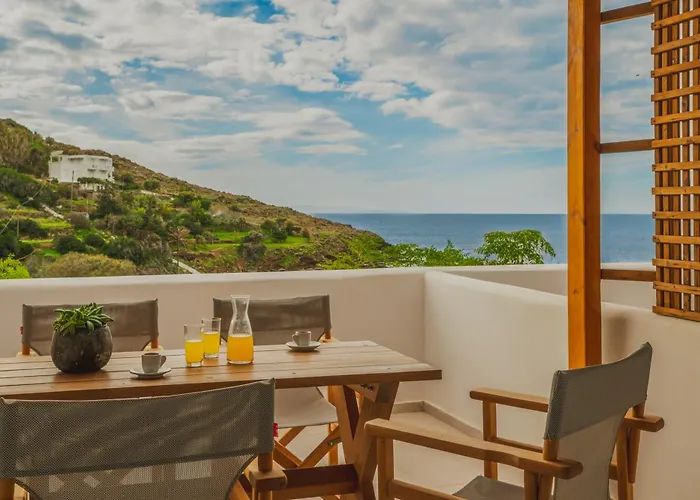 Agia Marina Apartamento Ándros